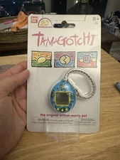 Bandai Tamagochi Series 3 Virtual Reality Pet - blue 