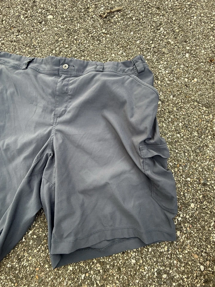 Duluth Trading Co Women’s Dry on the Fly Cargo Shorts Gray 24W Ink Measurements - Image 3 of 4