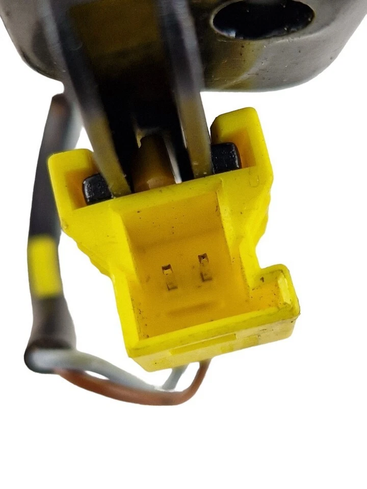 Mercedes Benz E W212 rear left seat belt buckle seat belt buckle rear left - Image 3 of 4