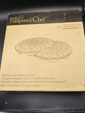 Pampered Chef Microwave Chip Maker Set #1241–Black Silicone Set of 2 in the Box