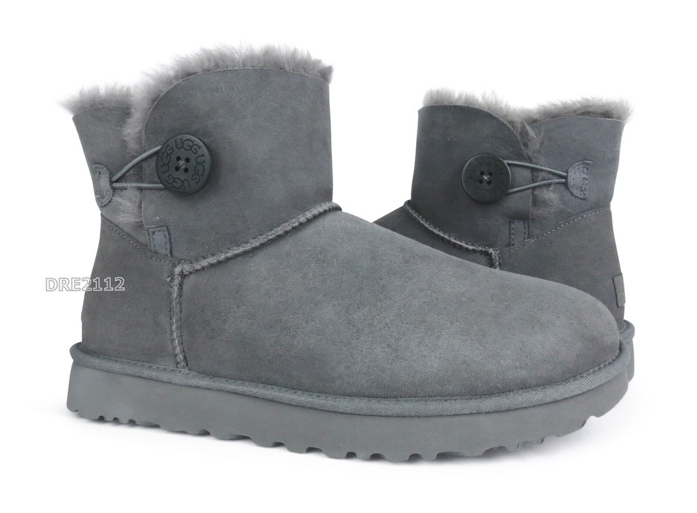 UGG Mini Bailey Button II Grey Fur Boots Womens Size 9 *NEW*
