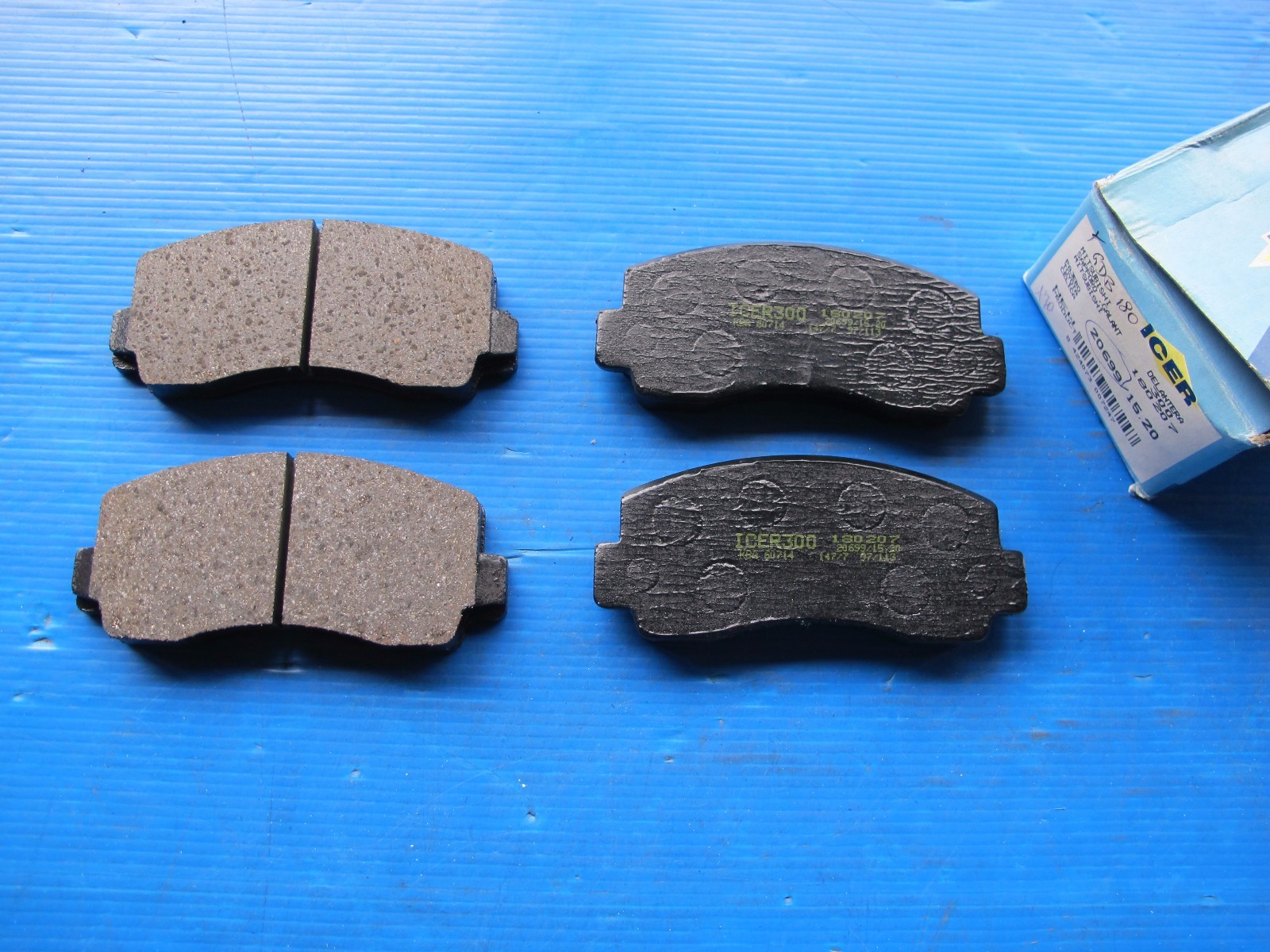 Plaquettes de freins avant Icer pour réparer le freinage de Mazda E1600 et Rocsta