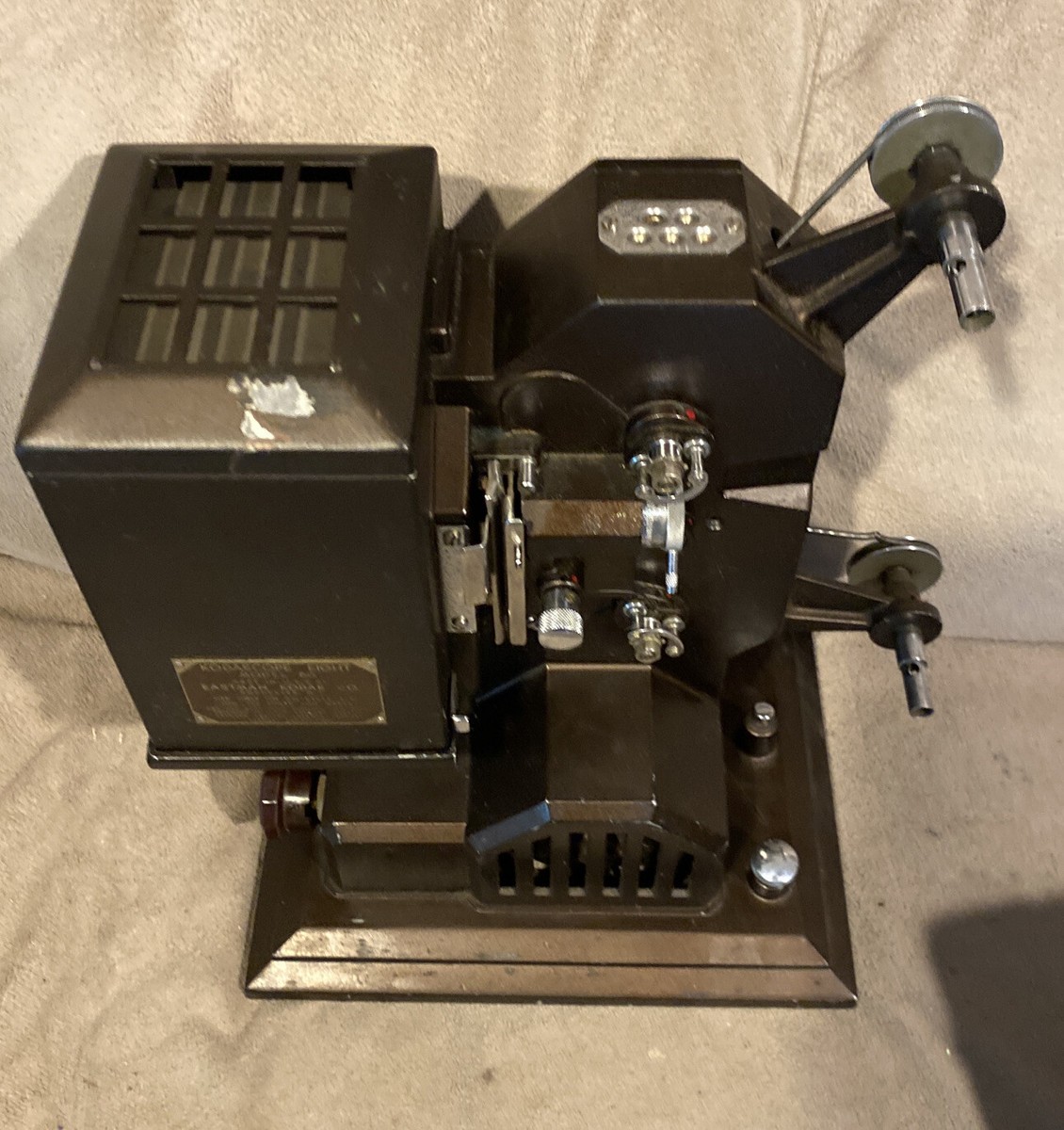 kodascope eight model 60 映写機　とケース　8ミリ Vintage Kodak Kodascope 8mm Movie Projector Model 60
