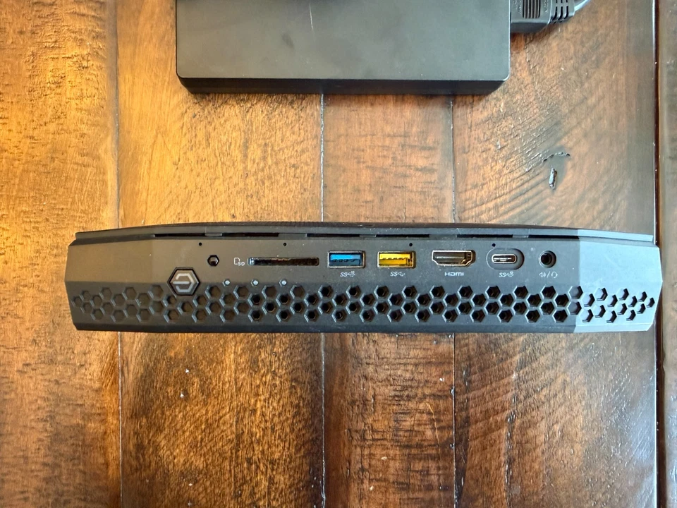 Intel NUC 8 VR NUC8i7HVK Mini PC Kit i7-8809G BOXNUC8i7HVK1 Hades Canyon Loaded - Image 4 of 4