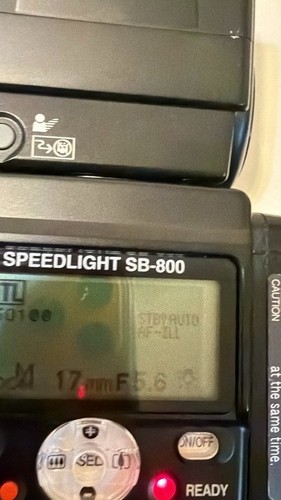Nikon Speedlight SB-800 POWERS ON-FLASH TUBE BLOWN - FOR PARTS/ REPAIR