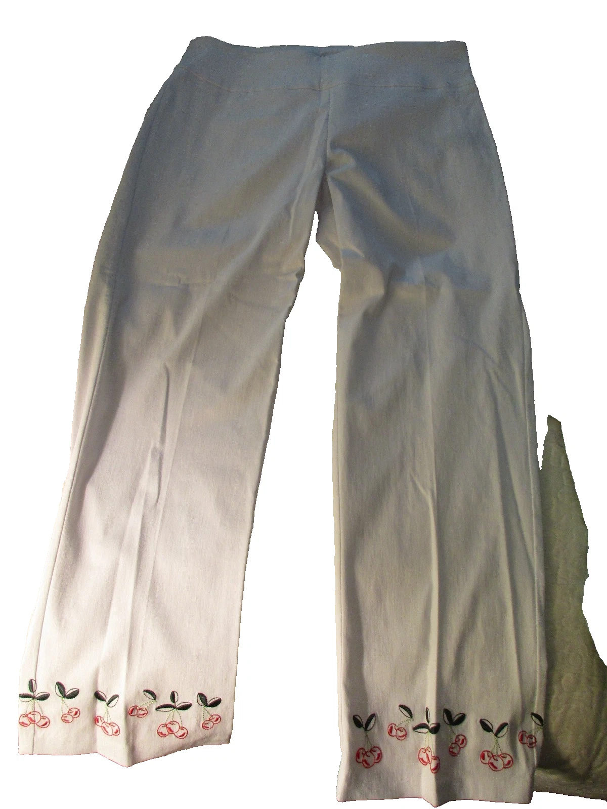 NWT!! Jones New York White Crop Capri Pants Size 8 Slim Leg Mid Rise Cherries