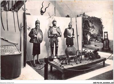 AKEP12-0990-04 - INTERVIEWS - view of part of the weapons room