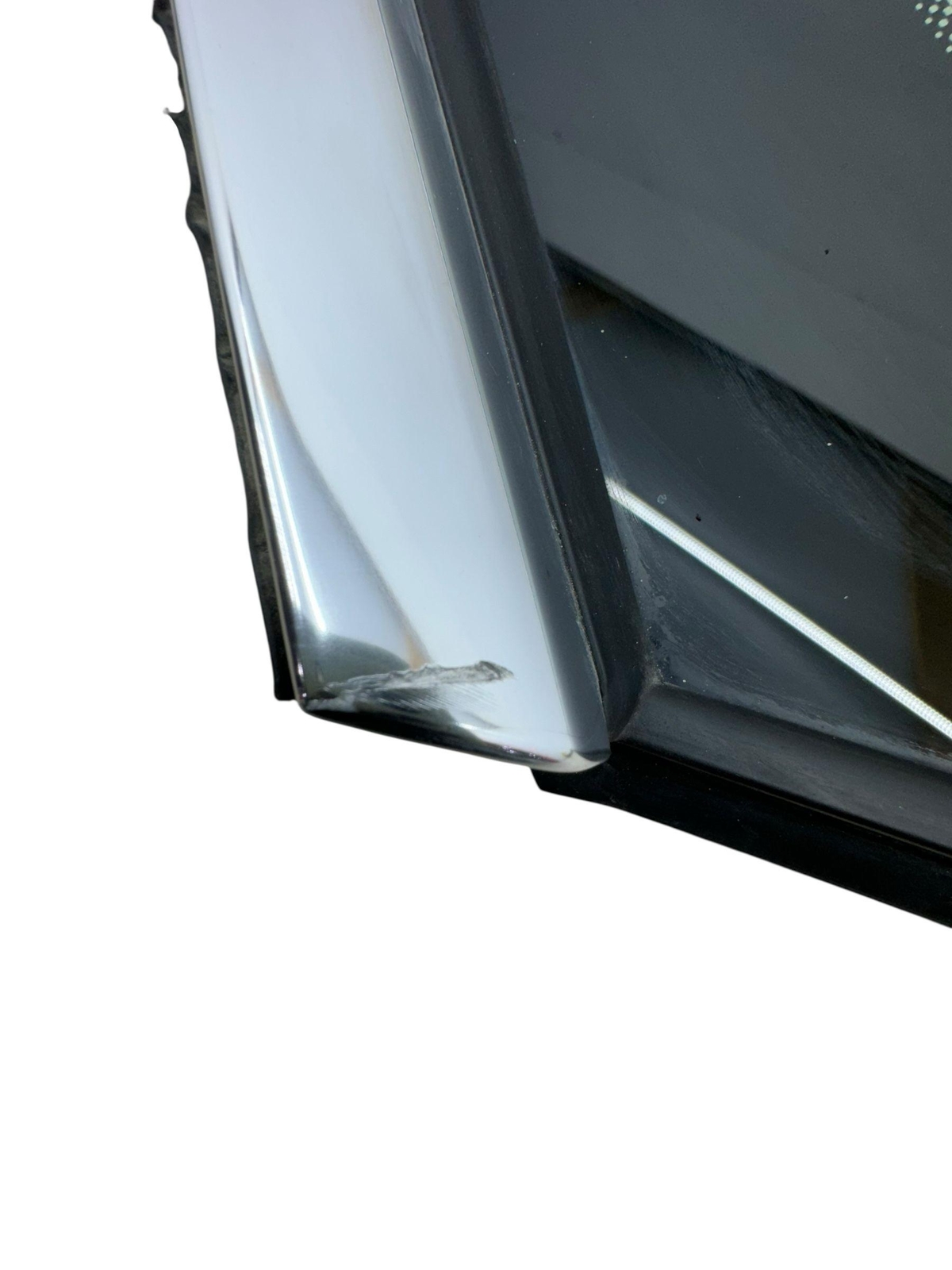 2016-2020 BENTLEY BENTAYGA REAR RIGHT PASS QUARTER GLASS WINDOW W/MOULDING *NOTE