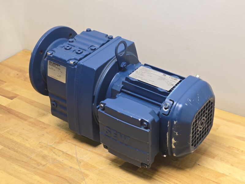 SEW-EURODRIVE Gear Motor RF47 DRS71S4, 230/460VAC, 60Hz, 3Ph, 1/2 HP ...