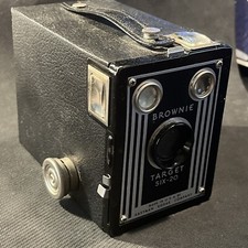 Vintage Kodak Brownie Target Six-20 camera as-is Shutter Functional Works