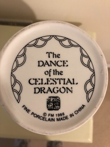 Porcelain Vase 'Dance of the Celestial Dragon' by Franklin Mint 1986 - Picture 4 of 5