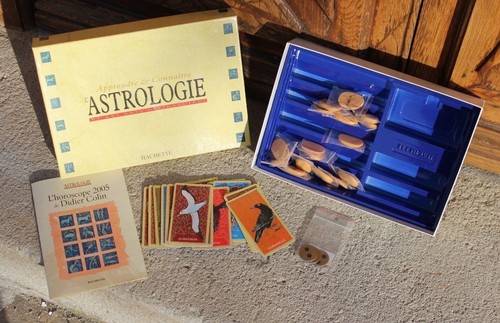 jeu de société  /  apprendre & connaitre l'astrologie (hachette)