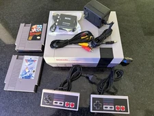 Nintendo Entertainment System Home Console - Bundel with Games and 2 Controller