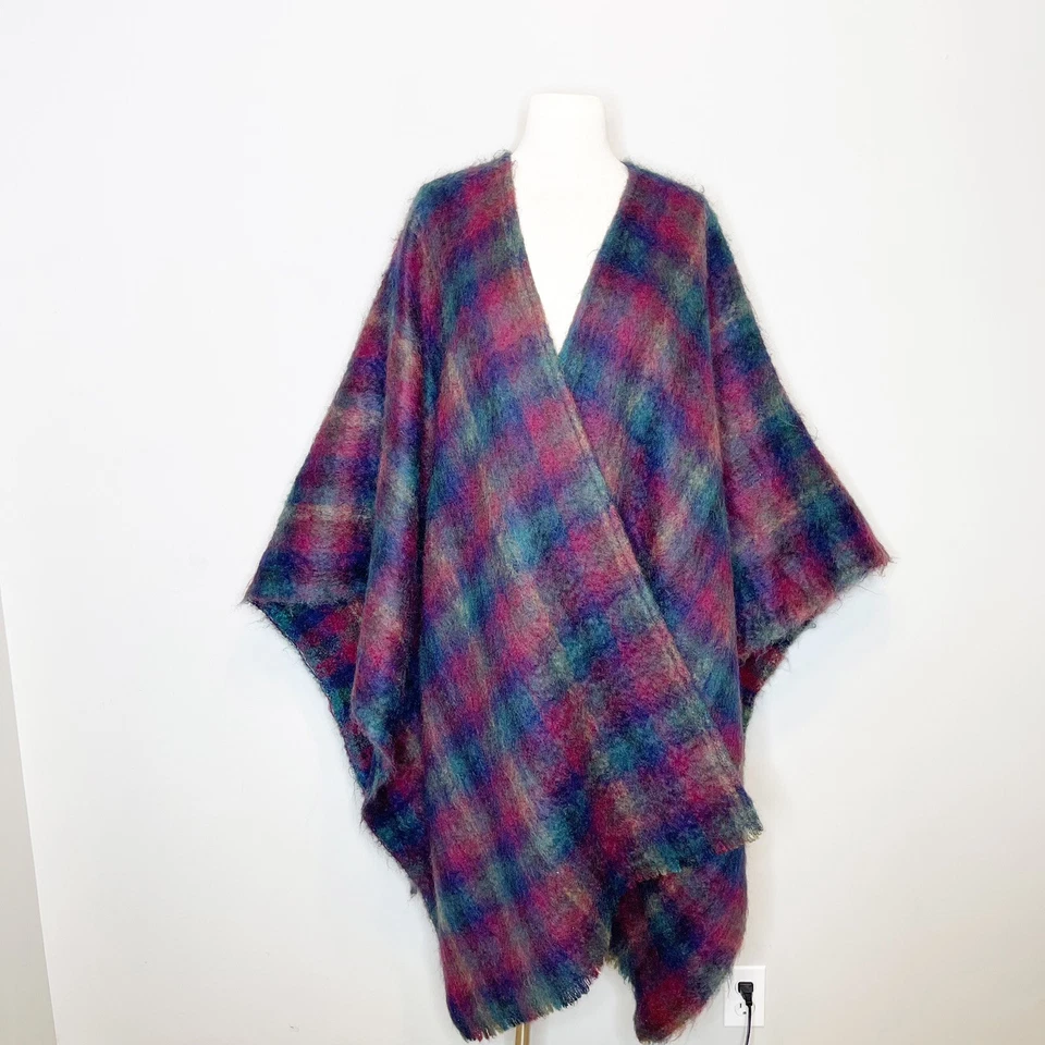 Vintage 60s Therese Ahrens Mohair Shawl Dark Academia Fuzzy Plaid Cozy MCM - Image 2 of 4