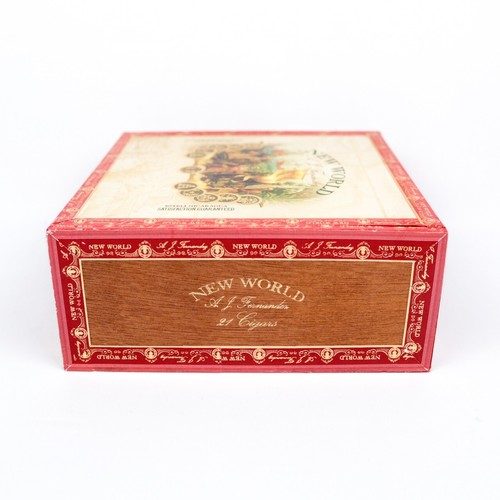 Lote de 5 cajas de cigarros de madera vacías New World Gordo 6,75" x 6,5" x 2,75" - Imagen 9 de 12