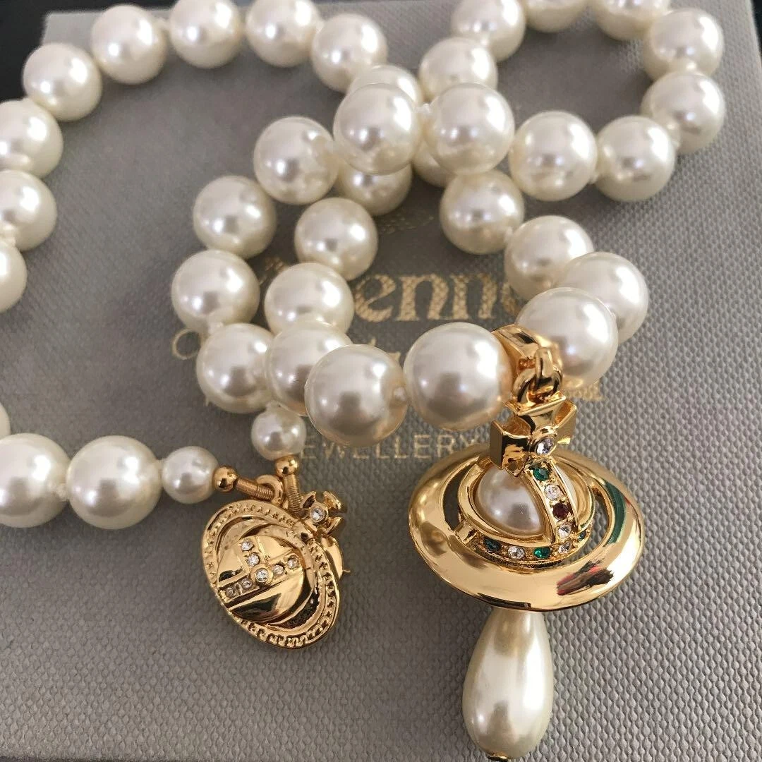 Vivienne westwood shop orb necklace pearl