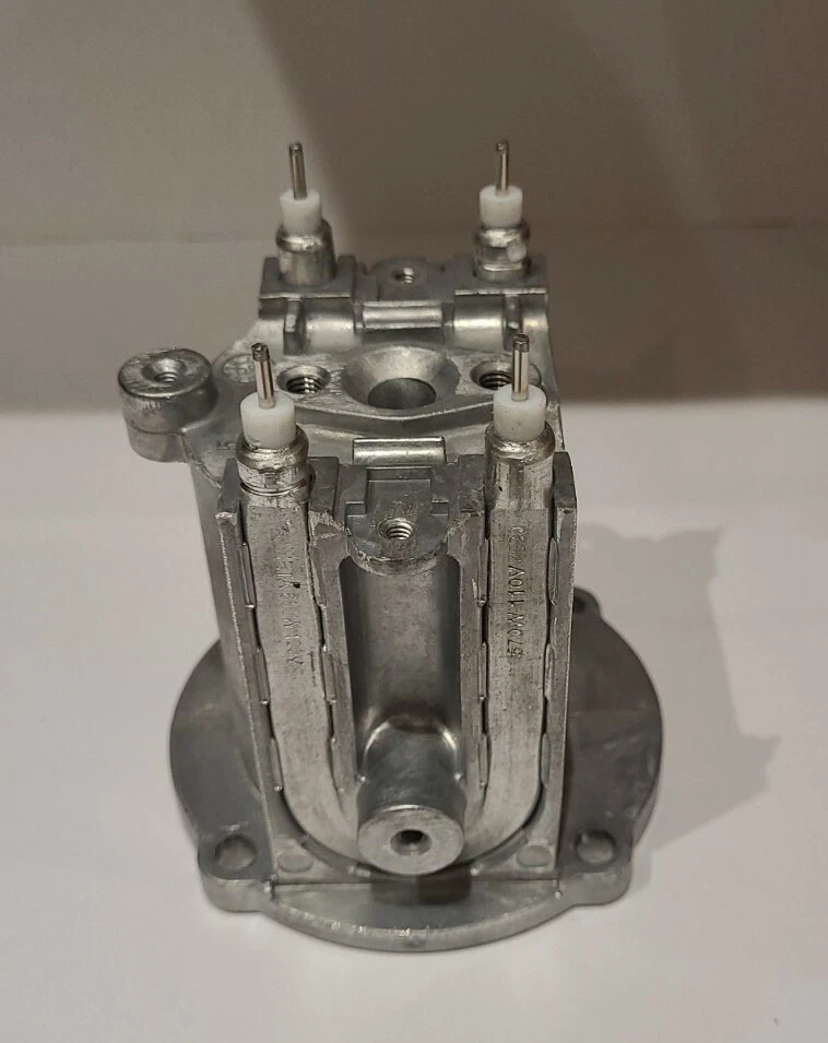 Gaggia Classic Boiler 570/680w, Fuse, Thermostat, Boiler Bolts, Silicone Gasket - Image 4 of 4