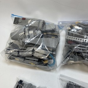 LEGO Star Wars: Millennium Falcon (7965) Set w Manuals Incompletes Read