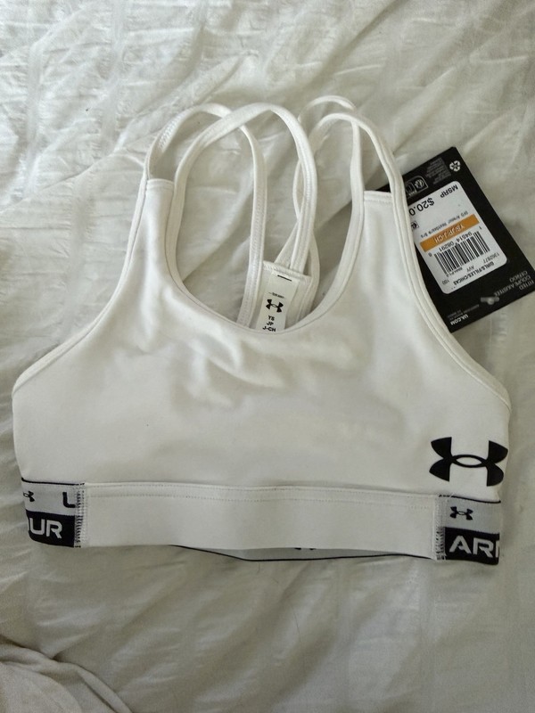 Under Armour Girls Youth Small Heat Gear Sports Bra for Athletic White NWT