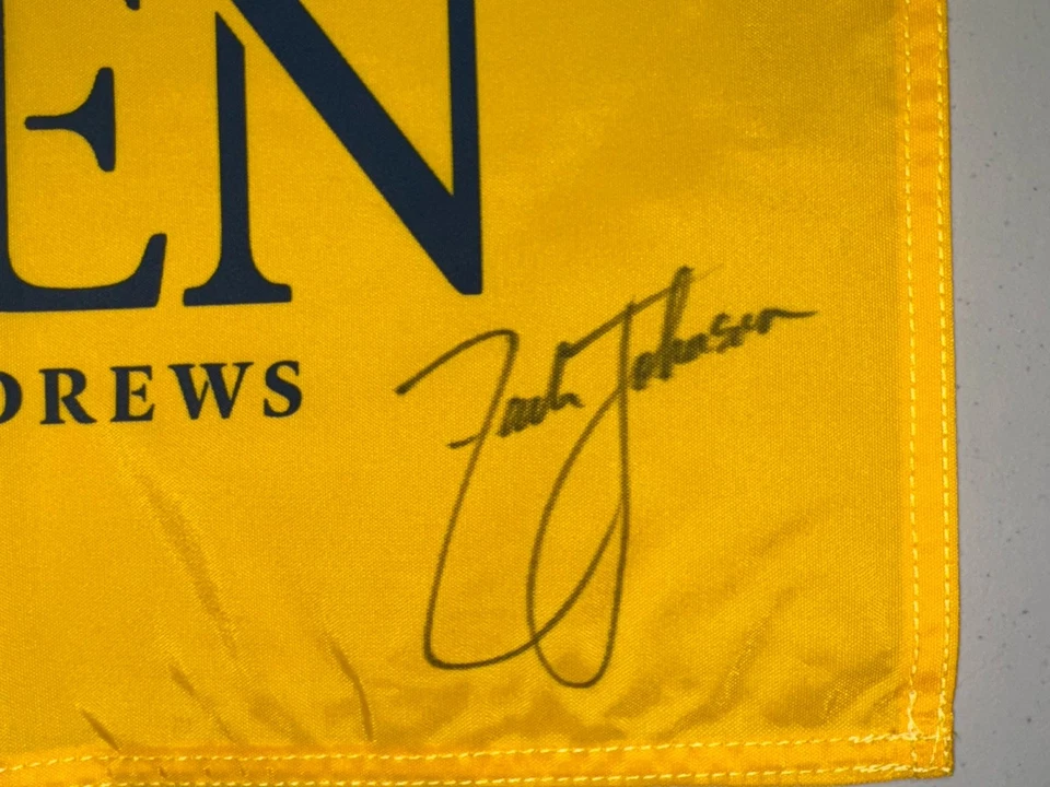 Bandeira amarela de golfe Zach Johnson assinada 144ª abertura St Andrews PGA LIV - Imagem 2 de 2