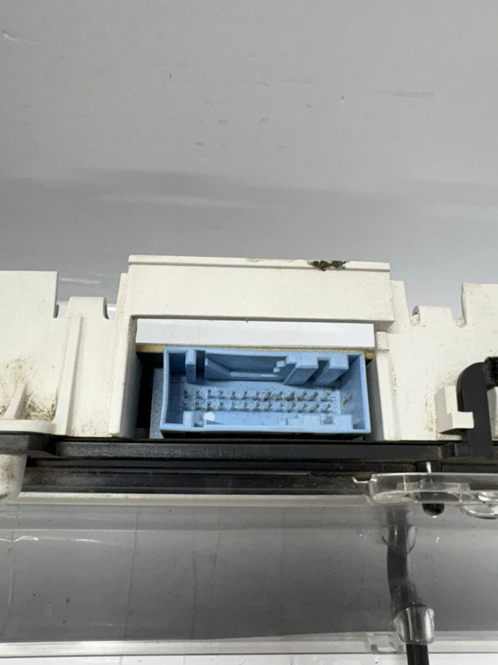 2005-2007 Ford F250 F350 Superduty Speedometer Instrument Cluster Gauge GAS - Image 2 of 4