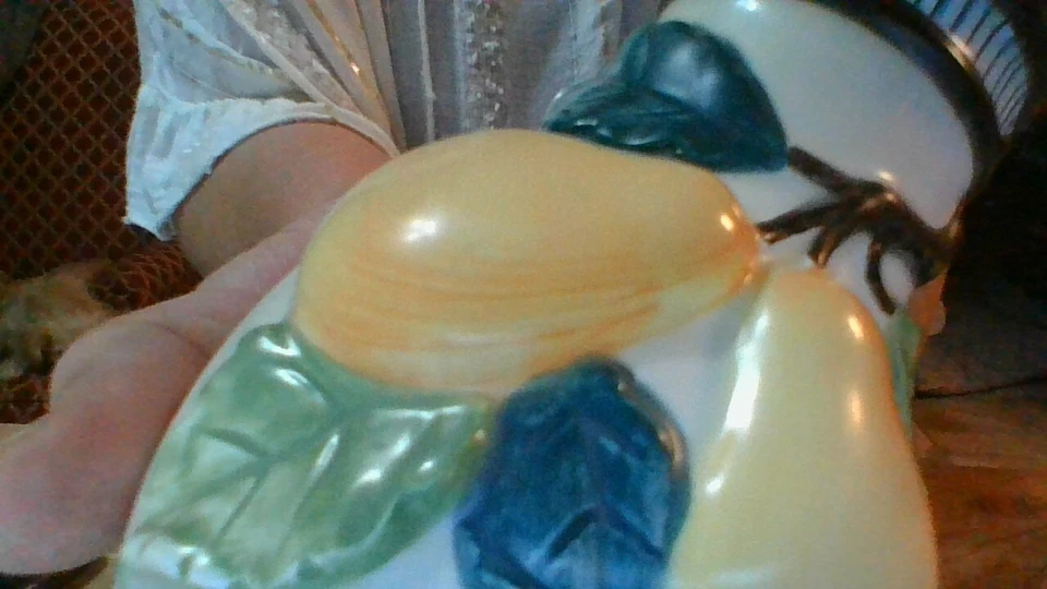 ¡De colección años 40! BONITO JARRÓN EFECTO 3D! Mikasa Garden Harvest KT429 Peras Fruta Wow Foto 2 de 4