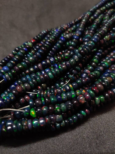 Black Ethiopian Opal Plain Rondelle Flashy Black Beads 4.5 to 6 Mm/16"Strand - Picture 5 of 6