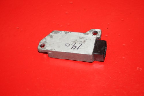 91 YAMAHA FZR600 RECTIFICADOR REGULADOR DE VOLTAJE - Imagen 10 de 11