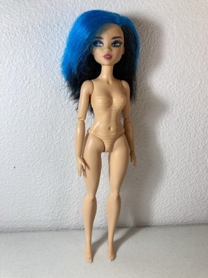 Mattel 2019 Wild Hearts Crew Kenna Roswell Doll w Blue & Black Hair Articulated