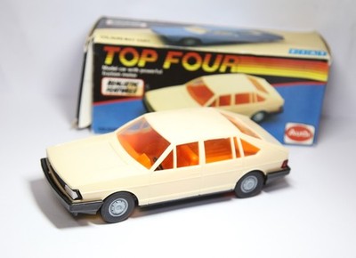 ETC Plastic Audi Avant 100 LSE In Original Box - 1/25 Excellent Vintage Original