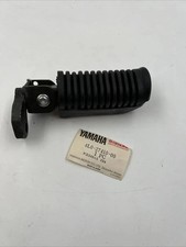 YAMAHA FUSSRASTE VORNE LINKS