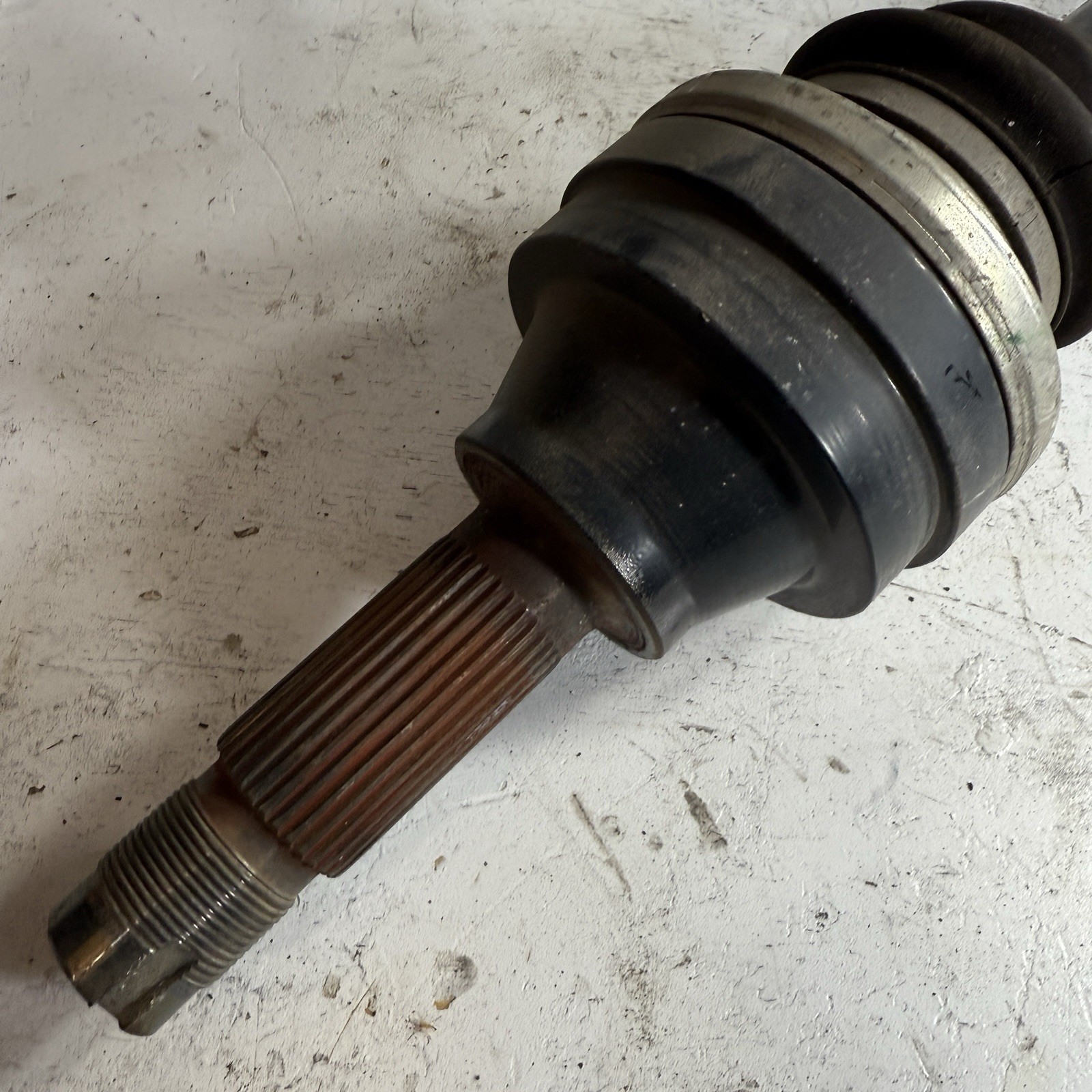 03-08 Maserati Quattroporte Left or Right Rear CV Axle Shaft M139