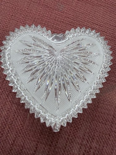 Ciotola caramelle vintage Gorham taglio cristallo a forma di cuore 4 1/2" - Foto 1 di 6