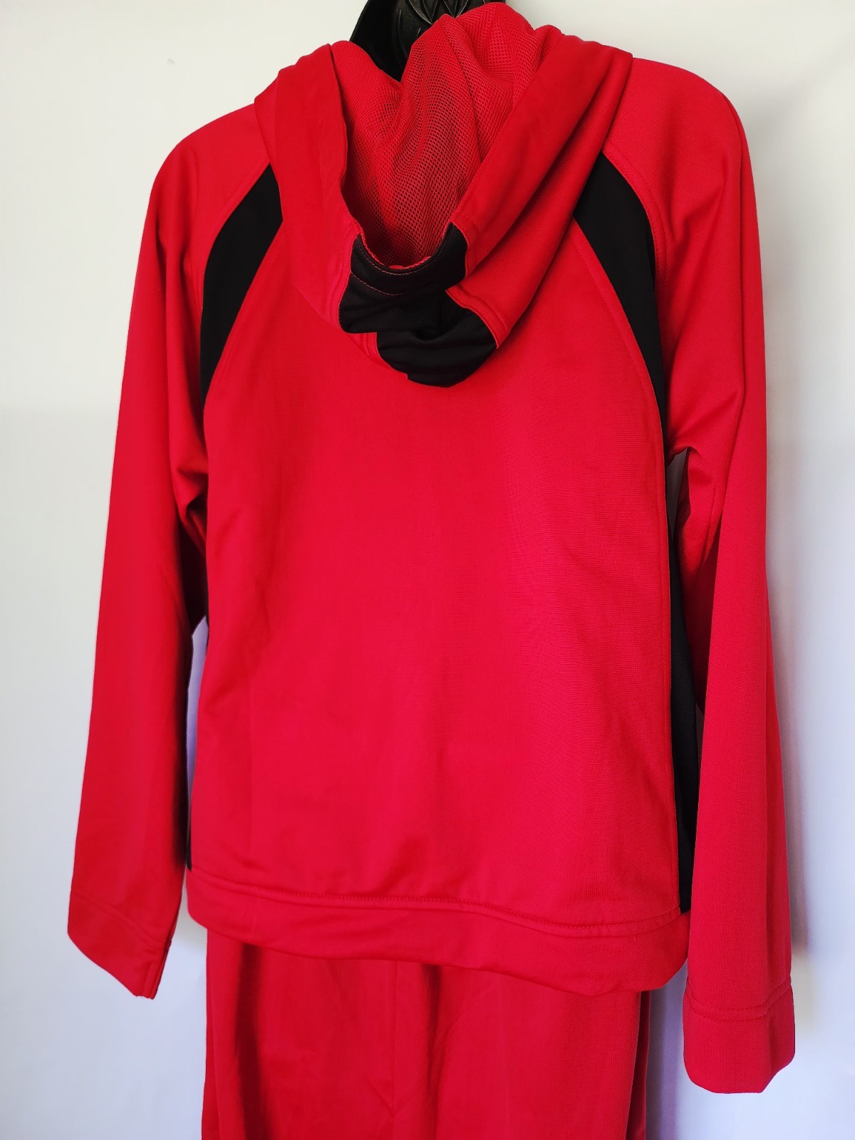 VINTAGE WILSON SPORT HOODIE AND PANT SET RED & BLACK MENS SIZE MEDIUM RARE FIND image 10