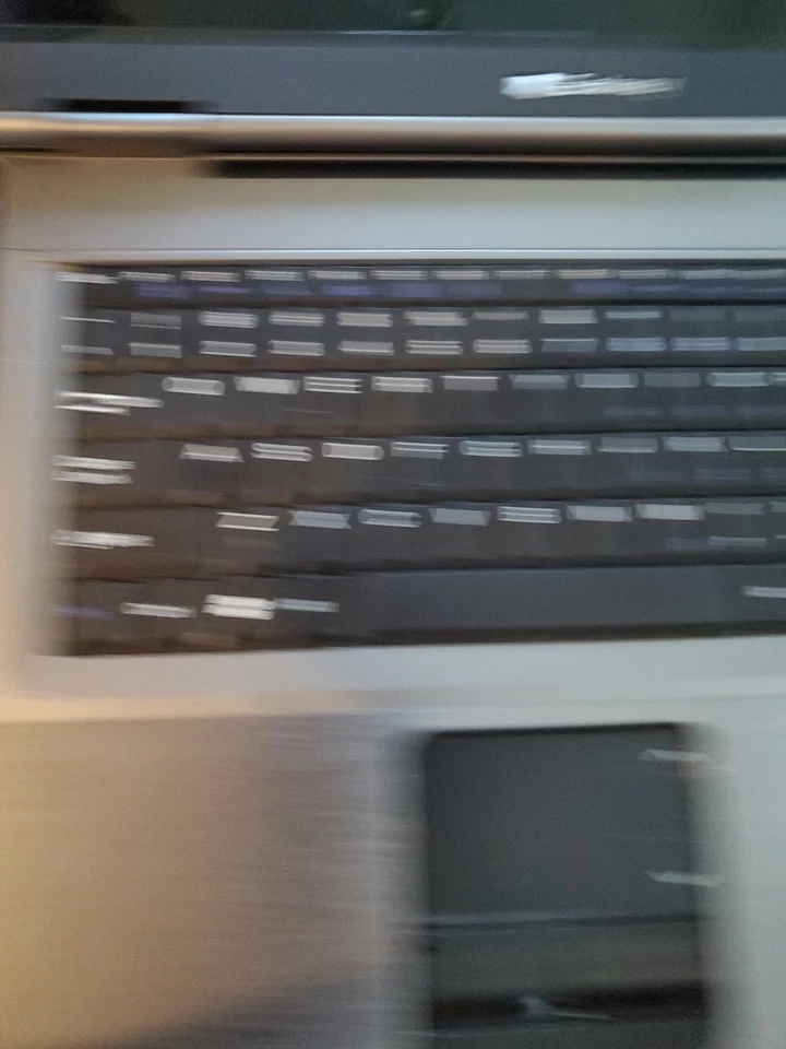 Notebook portátil Gateway Ultrabright Widescreen modelo MA3 Mt6451 cinza e preto 15" - Imagem 4 de 4