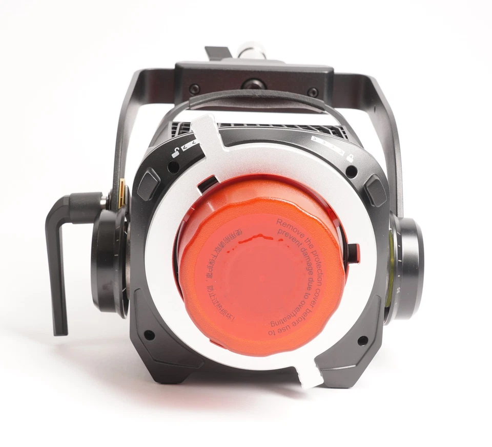 Aputure STORM 400x 可调白色 LED 单灯带彩色调谐(金色底座) — 第 4/4 张图片