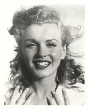 Top 10 Marilyn Monroe Collectibles 20