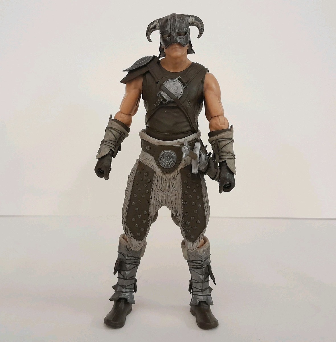DOVAHKIN アクションフィギュア スカイリム　funko Funko Legacy Elder Scrolls Skyrim Dovahkiin Action Figure | eBay