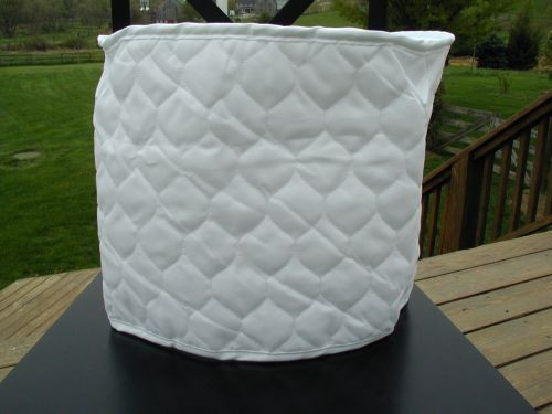White Appliance Cover  6 Qt. Crockpot Round  Quilted Fabric  LAST ONE