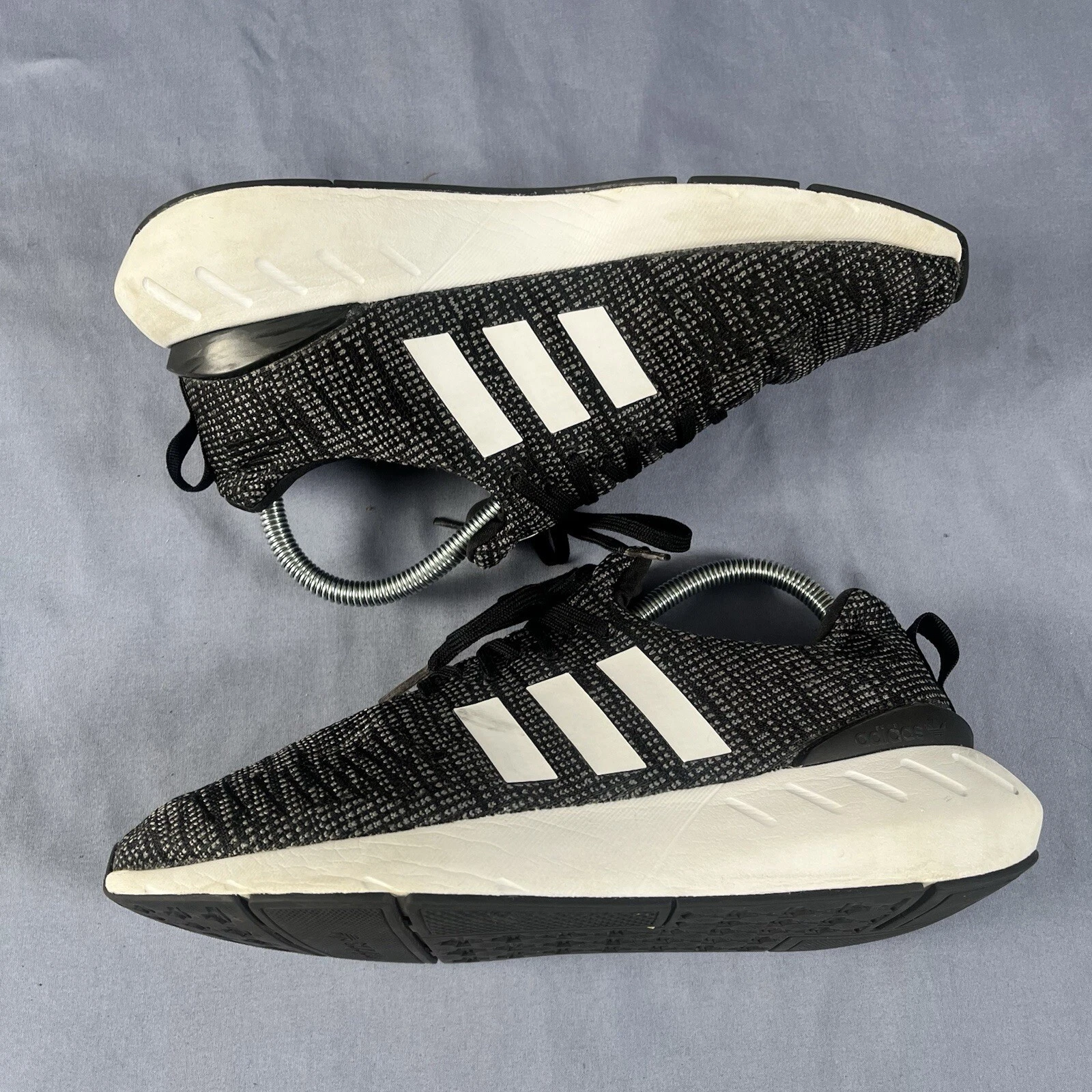 Scarpe da corsa Adidas Swift Run 22 da uomo taglia 7 nere sneakers palestra GW8176