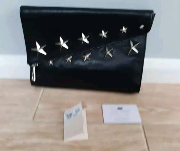 Picture 1 of 6
