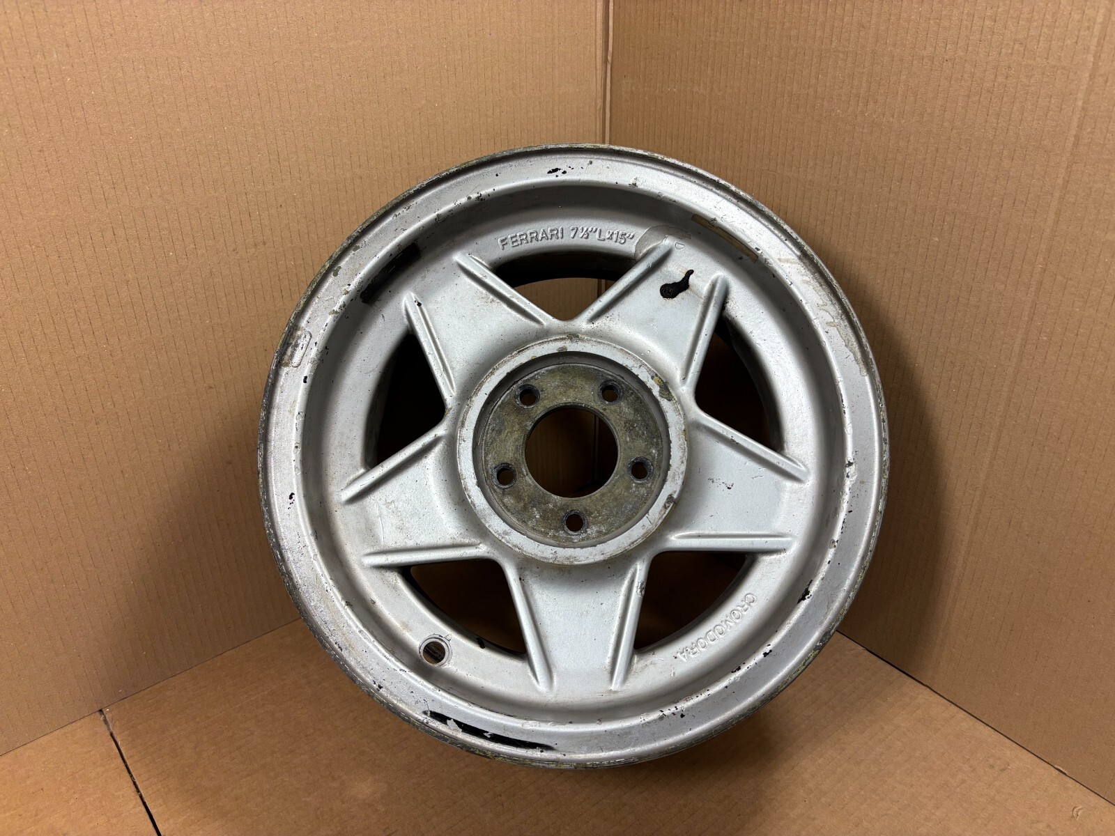 FERRARI DAYTONA 365 GTB/4 GTS CHOMODORA 15X7.5 OEM FRONT WHEEL RIM 109186/A GTC4