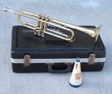 Blessing Scholastic Two-Tone Student Trumpet in original case with 7c mouthpiece