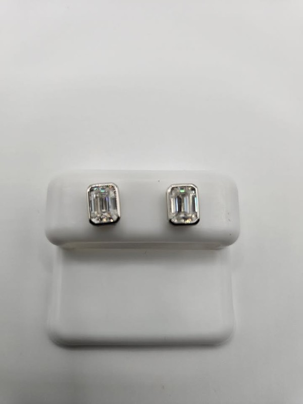 925 Sterling Silver Moissanite 2CTW Emerald Cut Moissanite Bezel Studs 