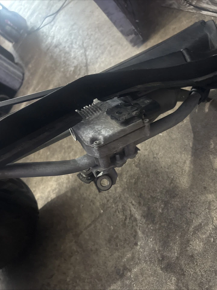 2010 - 2016 AUDI S4 OEM СТЕКЛООЧИСТИТЕЛЬ МОТОР С СОЕДИНЕНИЕМ 8K1955119A  - Изображение 2 из 2