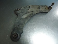 Triangle de suspension Opel VIVARO