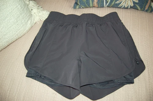 Avia Women's Size Lg (12-14) Dark Gray Athletic Shorts w/ Side Draw Strings