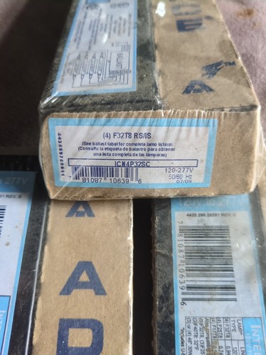 ADVANCE ICN-4P32-SC ELECTRONIC FLUORESCENT BALLAST 4 LAMP T8 120/277V SEALED NOS - 第 4/5 張圖片