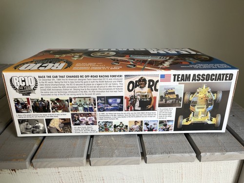 Team Associated RC10 Classic 40th Anniversary Kit 6007 - Radio Control Buggy - Picture 3 of 8