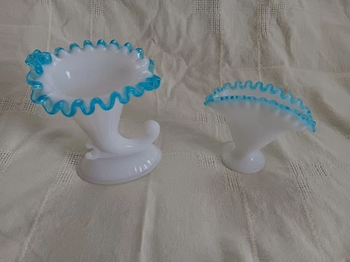 Fenton Blue Ruffle Ribbed Cornicopia And Blue Ruffle Small Vase